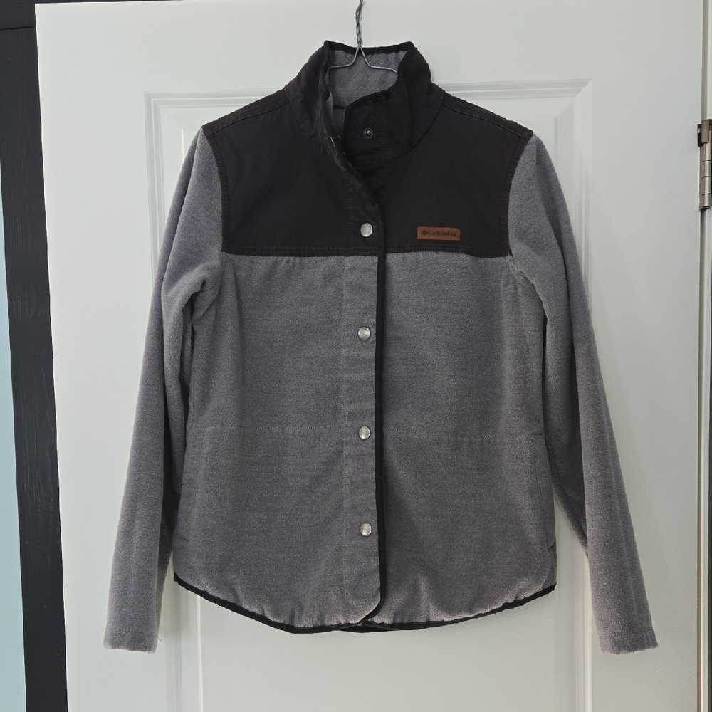 Columbia Women's Two-Tone  Grey Fleece Jacket